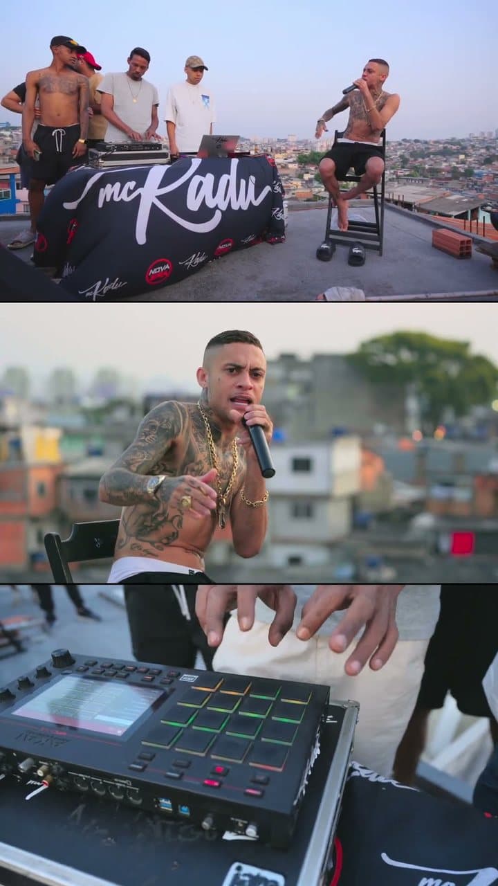 Montagem vertical com o MC Kadu cantando sentado em uma laje, o DJ com a mesa de som e uma controladora em close